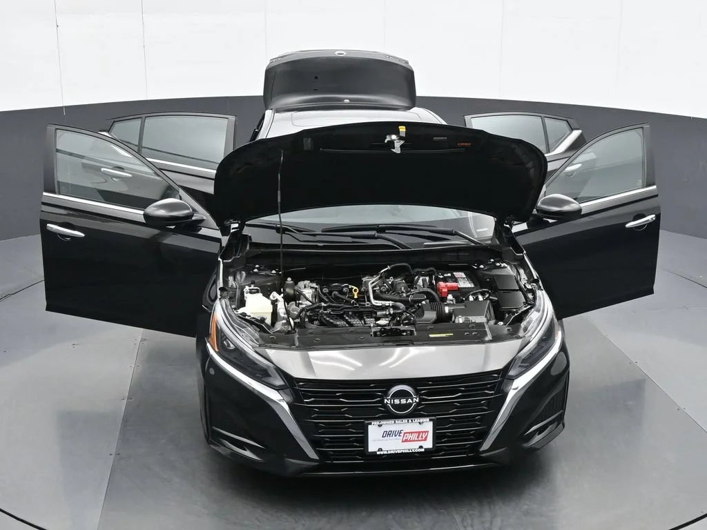 Used 2024 Black Nissan 2.5 SV image 34
