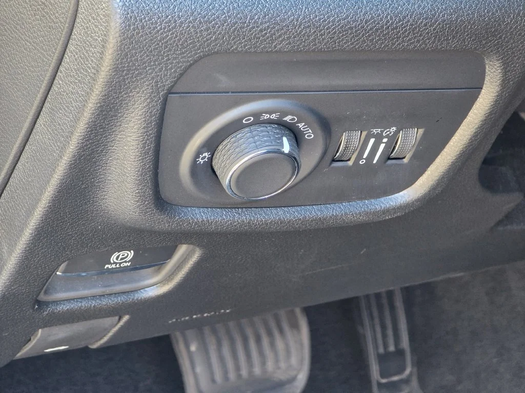 Certified Used 2024 White Jeep Altitude image 39