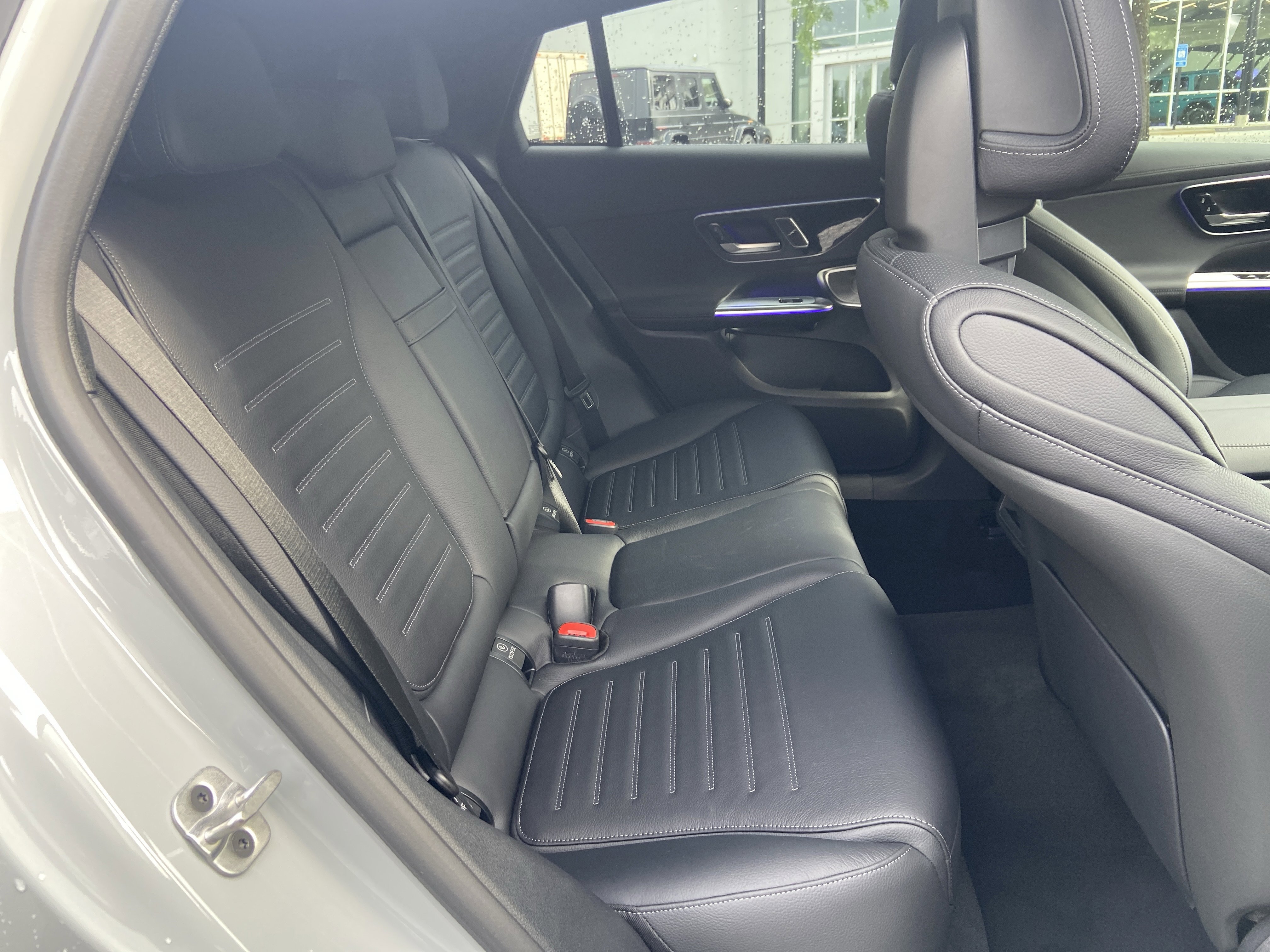 New 2026 MANUFAKTUR Alpine Grey Mercedes-Benz GLC 300 4MATIC® Coupe image 40