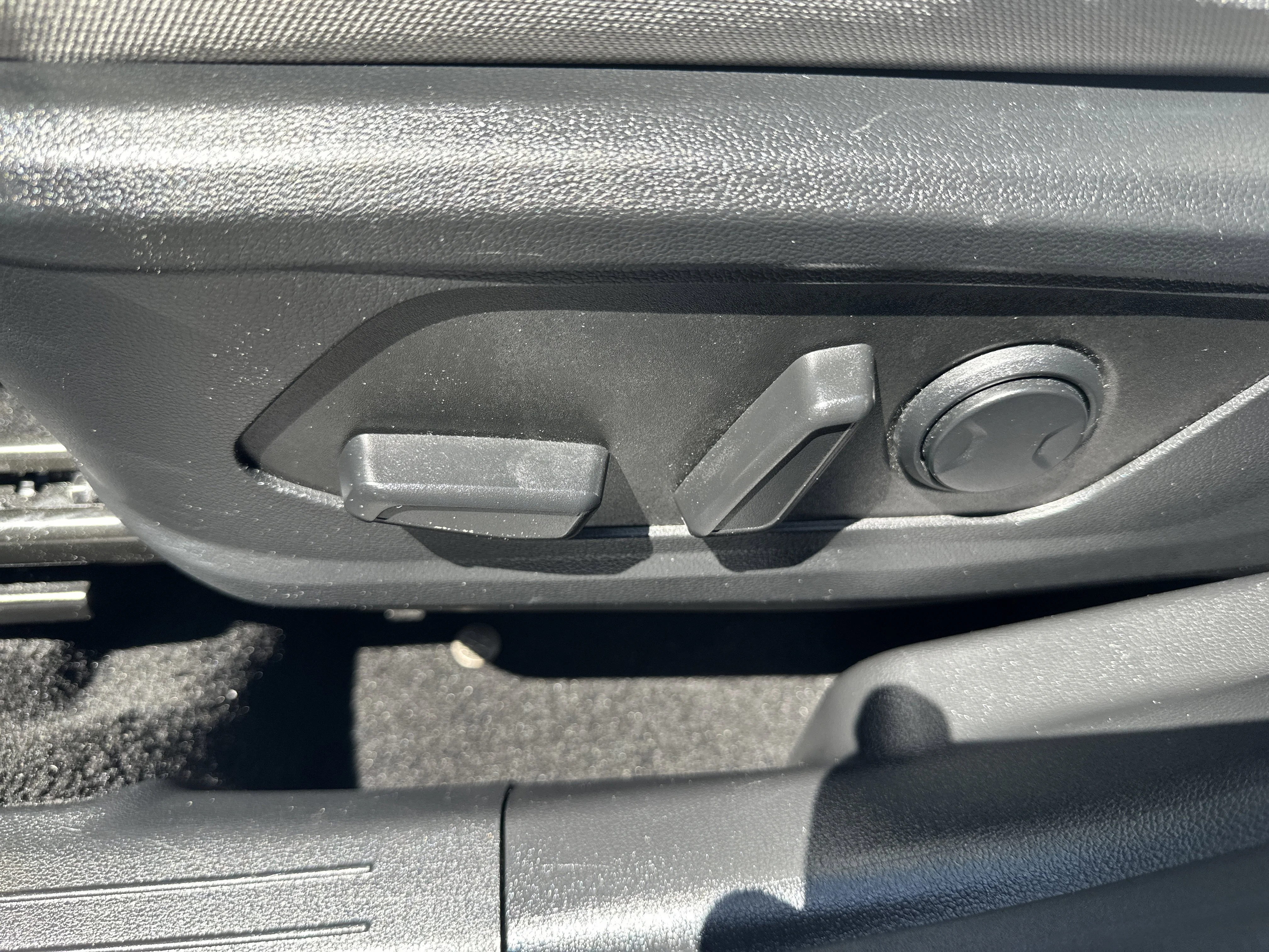 Used 2025 Ecotronic Gray Hyundai SEL image 20