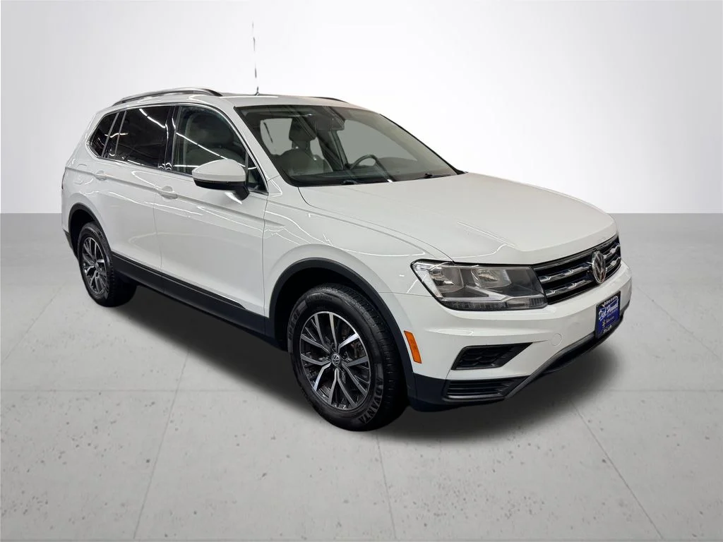 Used 2020 White Volkswagen 2.0T SE image 10
