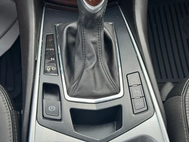Used 2016 White Cadillac Performance image 32