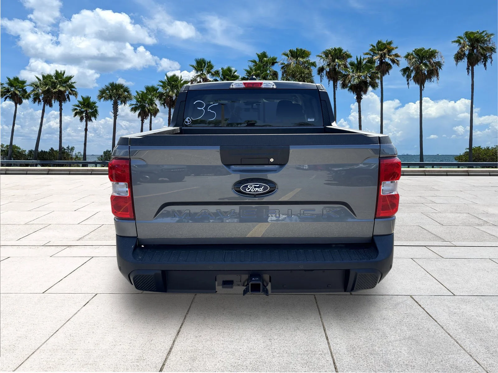 New 2026 Carbonized Gray Metallic Ford XLT image 6
