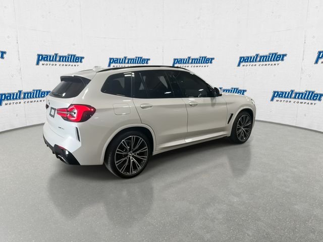 Certified Used 2022 White BMW sDrive30i image 12