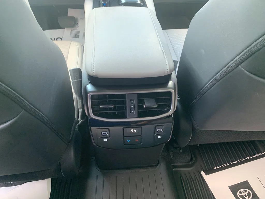 Used 2024 White Lexus 350 Premium Plus image 15