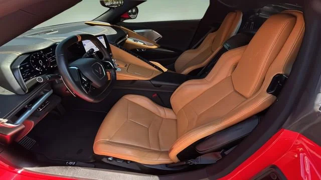 Used 2021 TORCH RED Chevrolet 2LT image 18