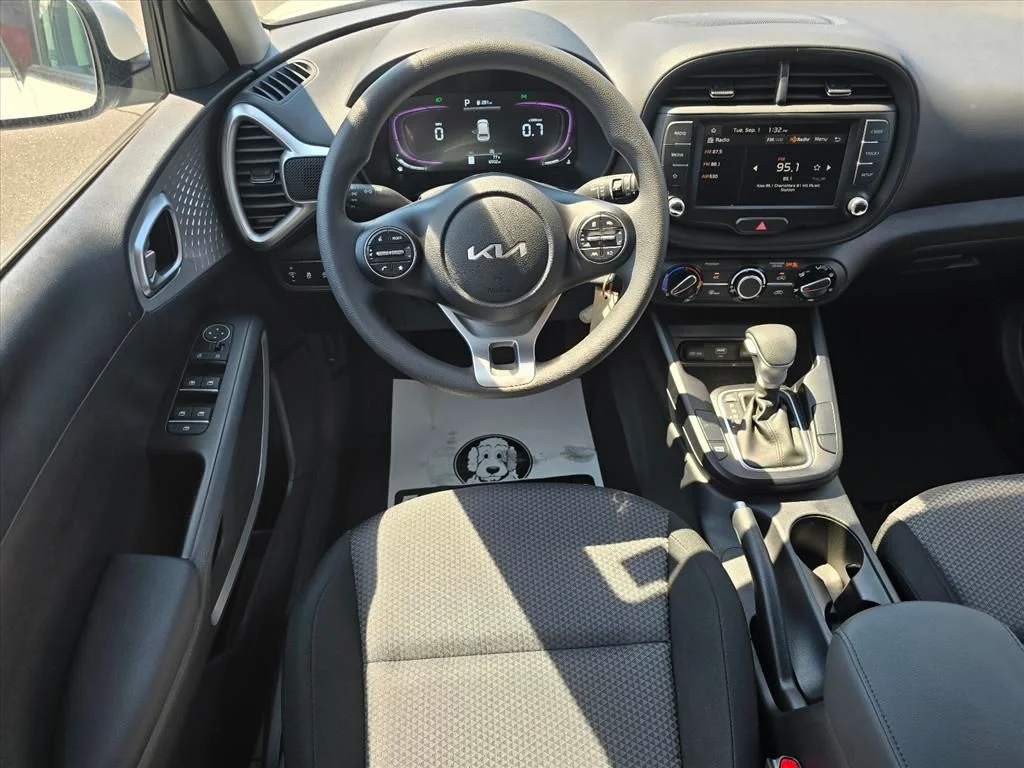 Used 2024 White Kia LX image 3