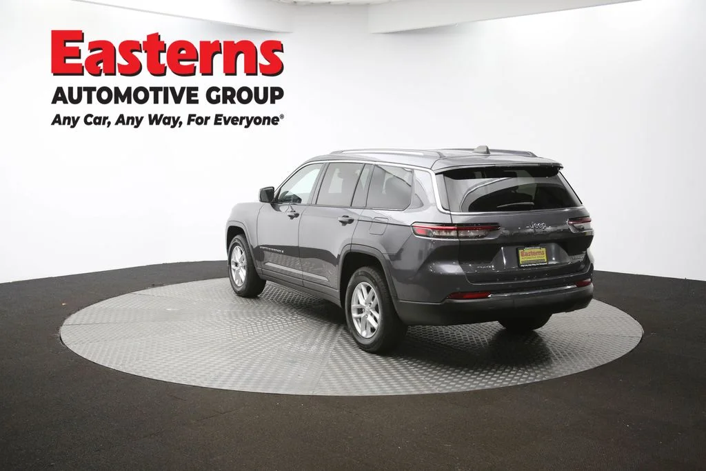 Used 2023 Gray Jeep Laredo image 67