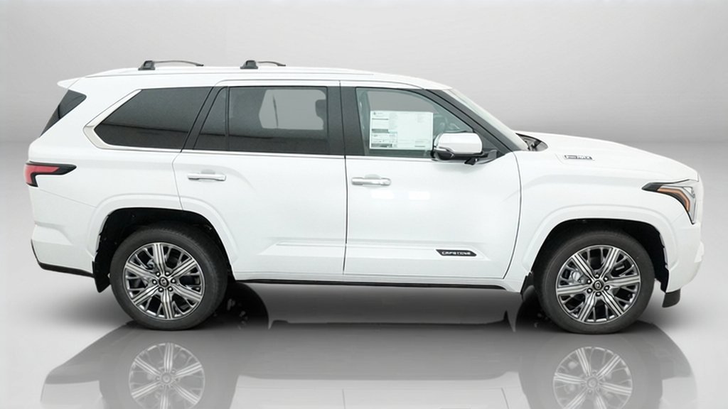 New 2026 Wind Chill Pearl Toyota Capstone image 7