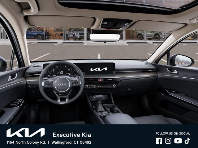 2025 Kia K5 EX - Photo 14