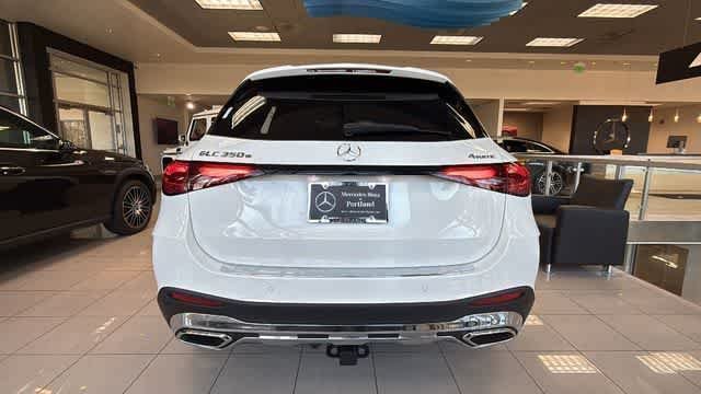Used 2025 Polar White Mercedes-Benz GLC 350e image 7