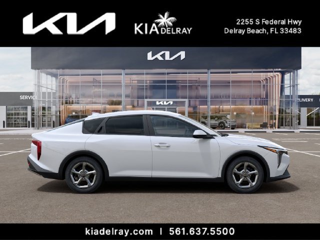 New 2026 Snow White Pearl Kia LXS image 7
