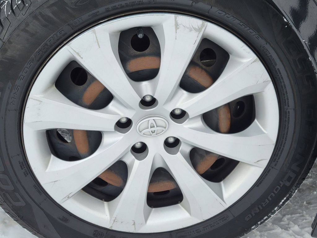 Used 2020 Black Sand Pearl Toyota LE image 23
