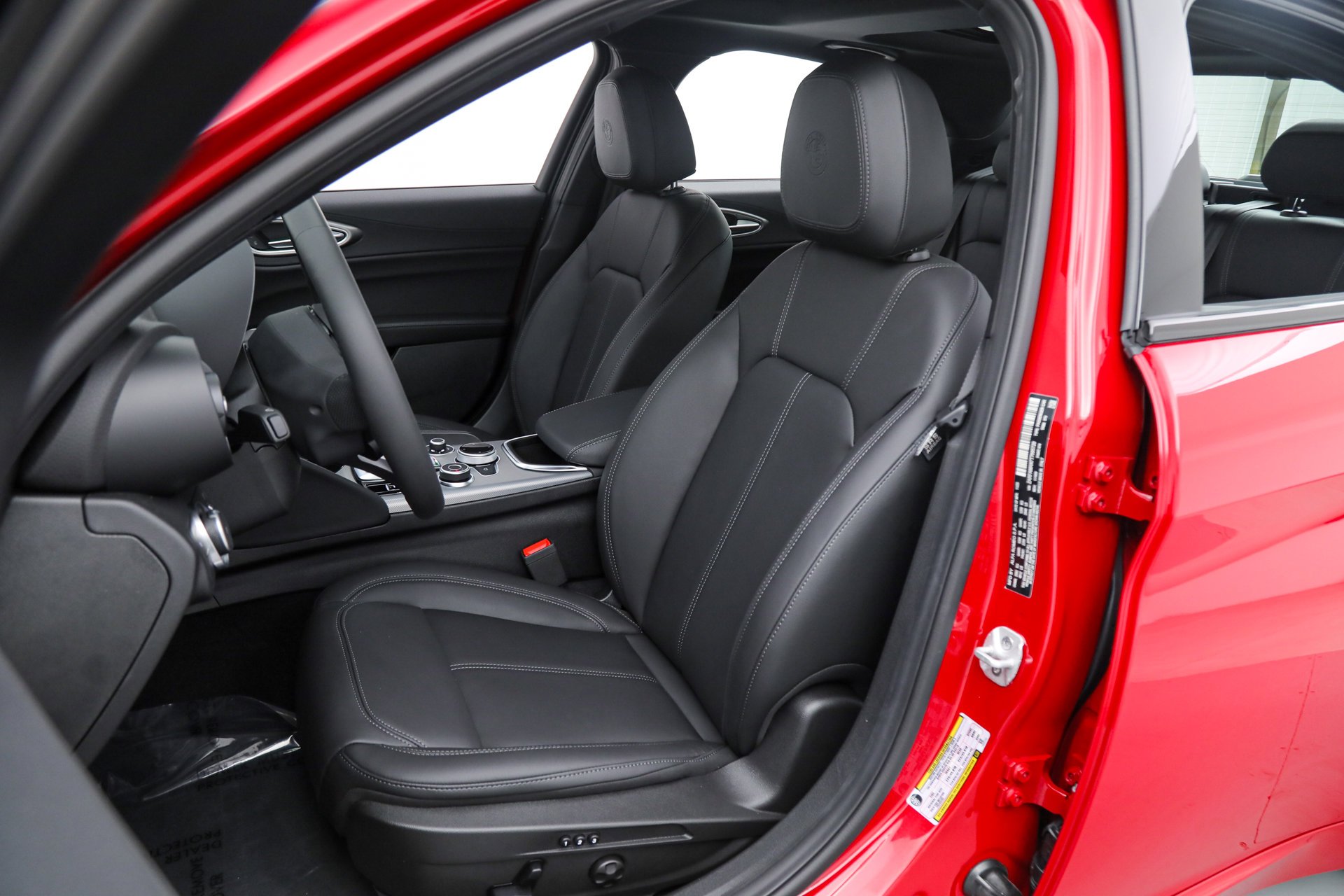 2026 Alfa Romeo Giulia Base - Photo 19