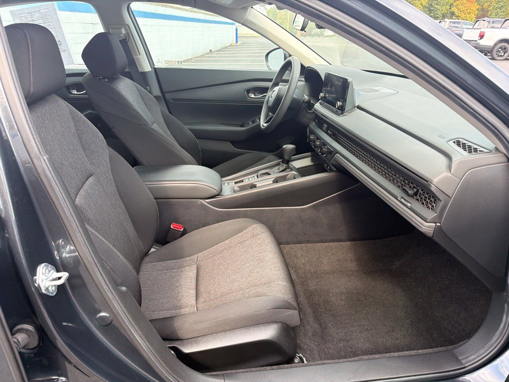2024 Honda Accord LX - Photo 23