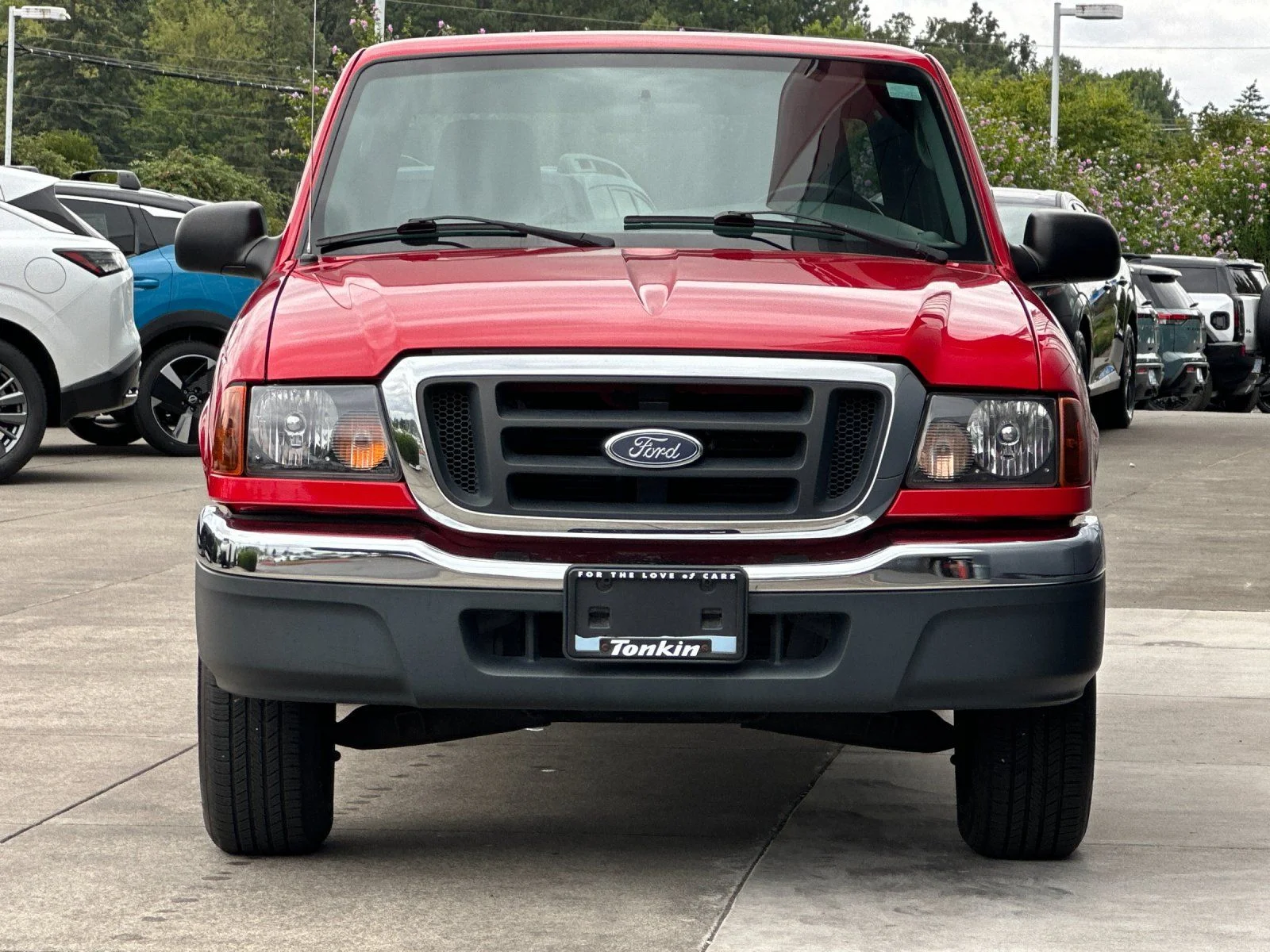 Used 2004 Red Ford XLT image 8