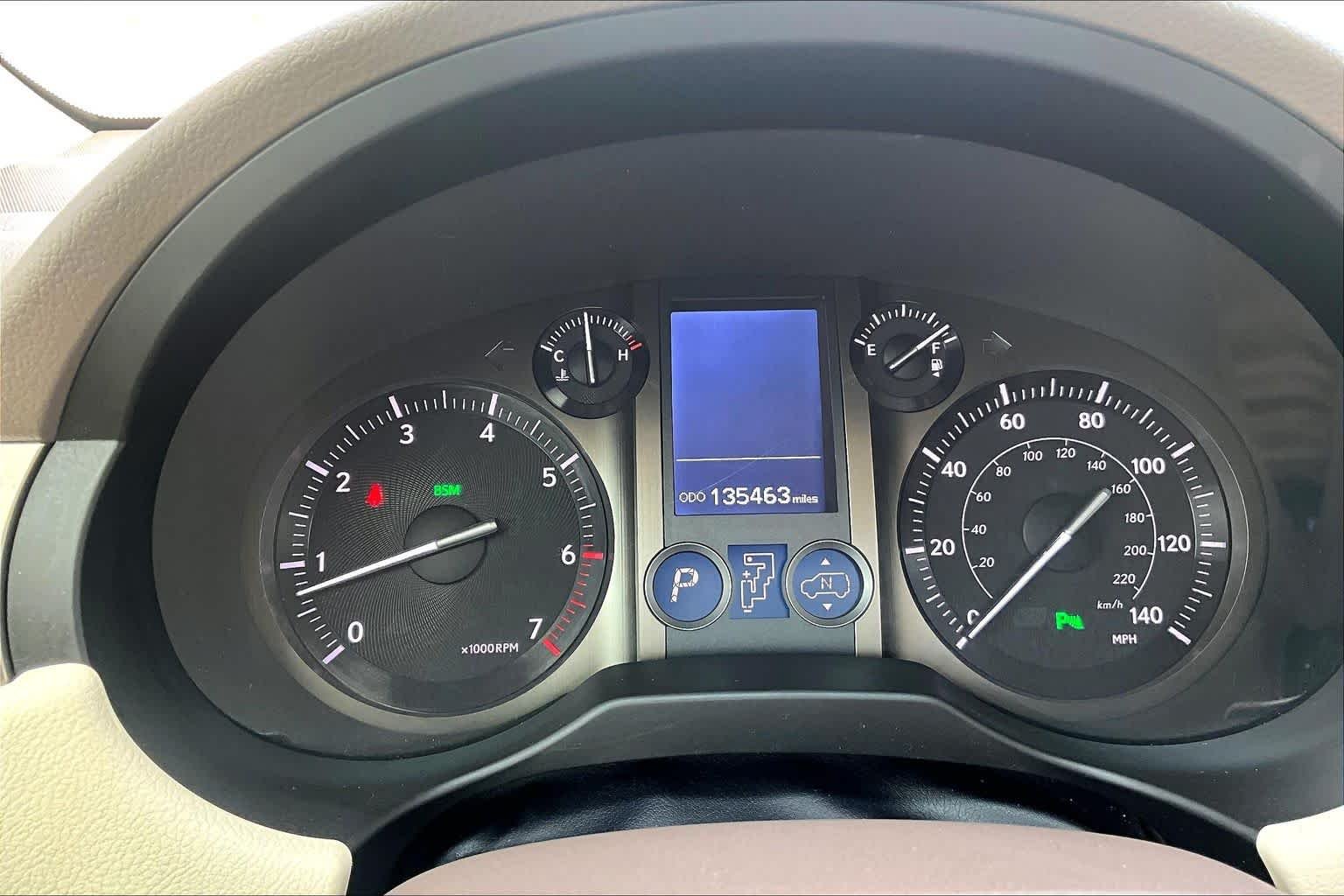 Used 2018 Starfire Pearl Lexus Luxury image 26
