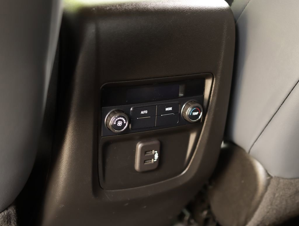 Used 2021 Includes Satin Nickel lower exterior accent color.) Buick Essence image 25