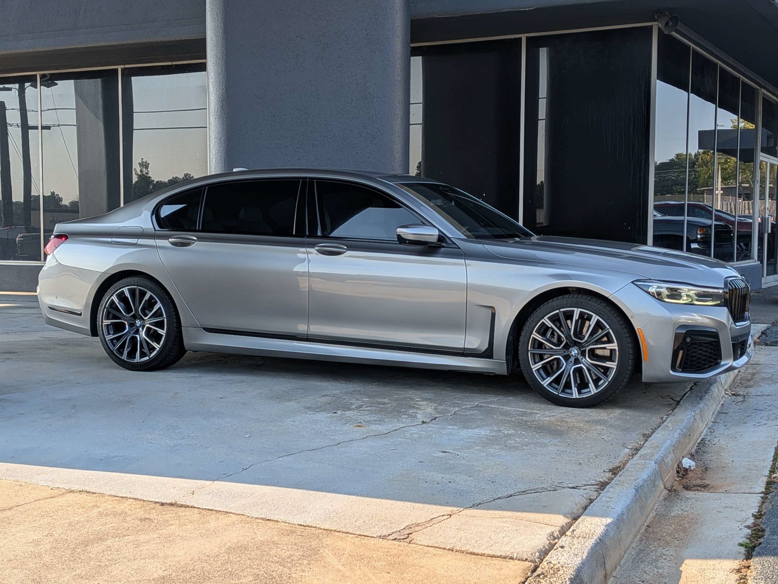 2022 BMW 7 Series 750i