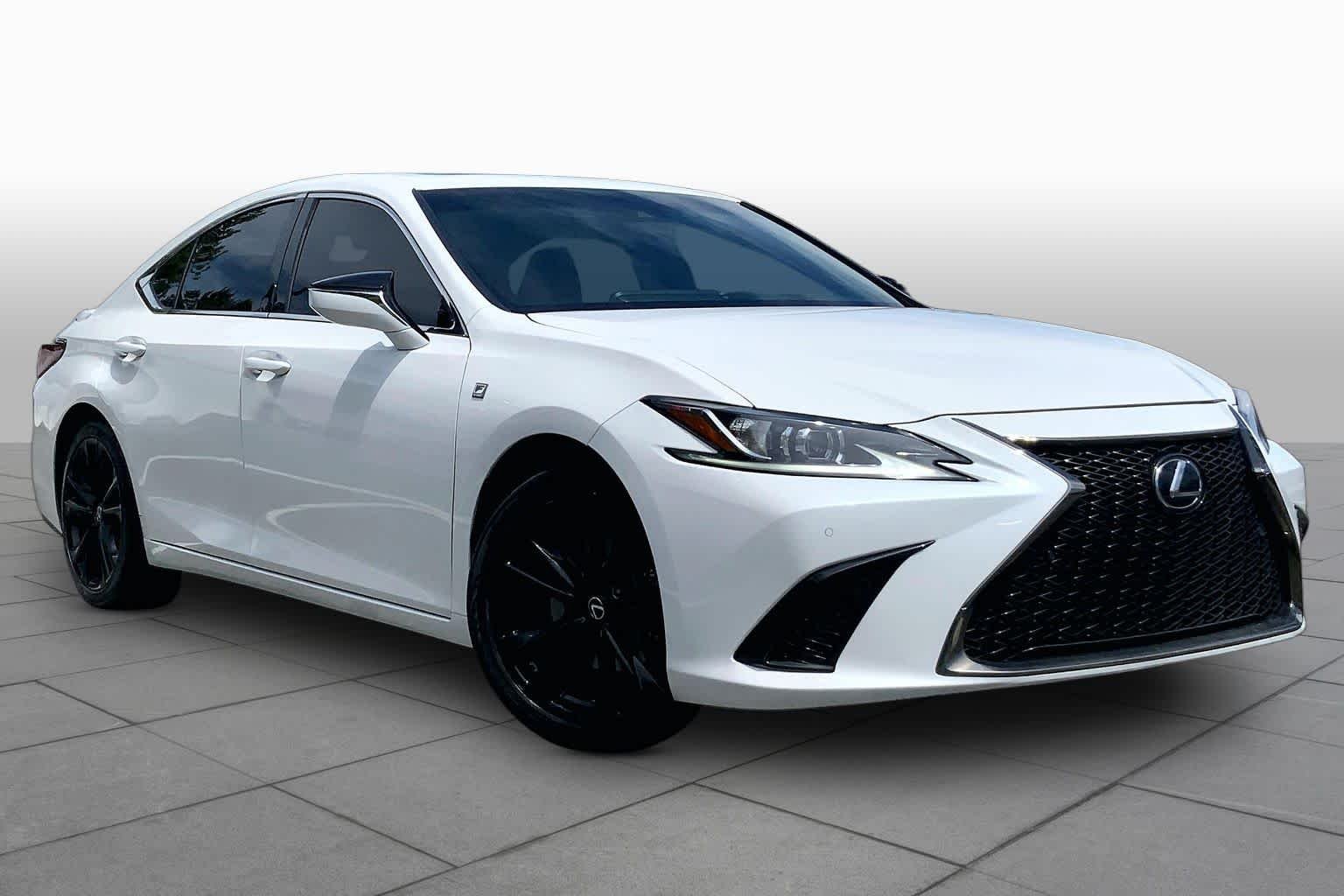 Used 2023 Ultra White Lexus F SPORT Handling image 3