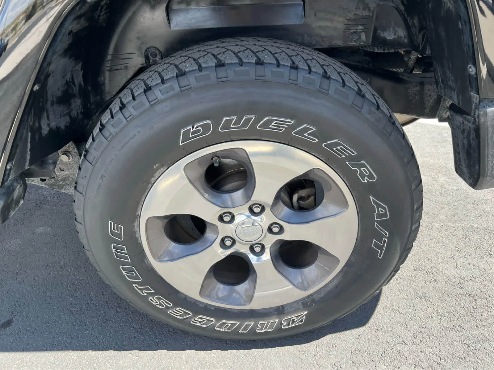 Certified Used 2018 Black Clearcoat Jeep Sahara image 14