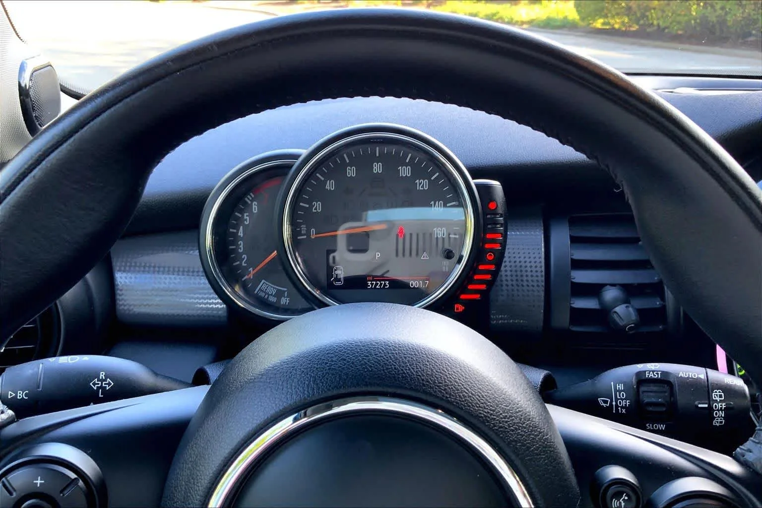Used 2017 Electric Blue Metallic MINI Cooper image 25