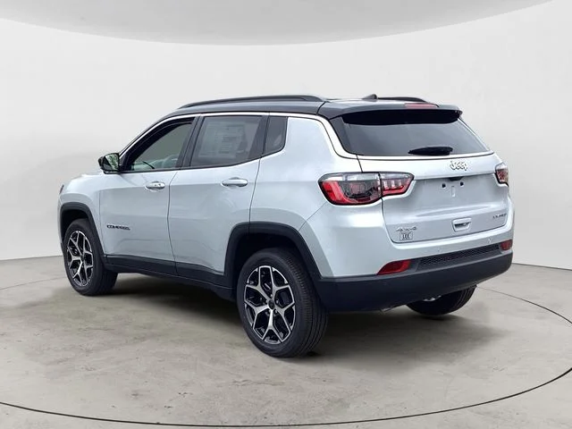 New 2026 Silver Jeep LIMITED 4X4 image 3