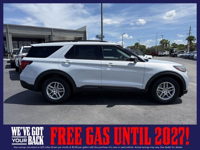 New 2026 Space White Metallic Ford Active image 3