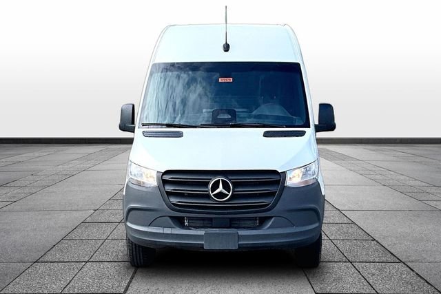 New 2026 Arctic White Mercedes-Benz Cargo 144 WB image 2