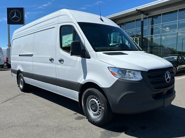 2025 Mercedes-Benz Sprinter 2500 Cargo 170 WB