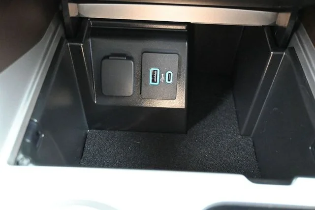 Used 2021 Black Ford King Ranch image 27