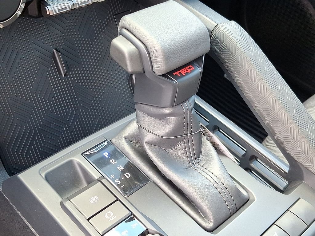 2025 Toyota Tacoma TRD Off Road - Photo 17