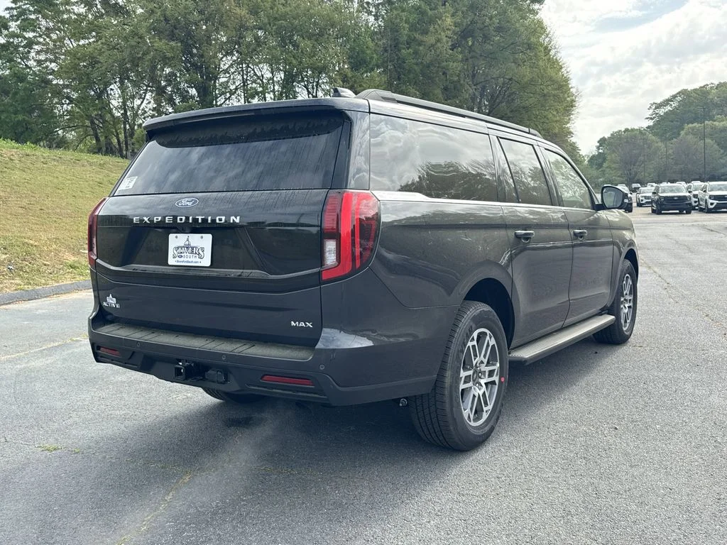 New 2026 Gray Ford Active image 7
