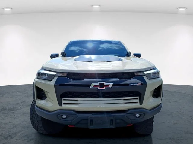 Used 2024 Beige Chevrolet ZR2 image 4