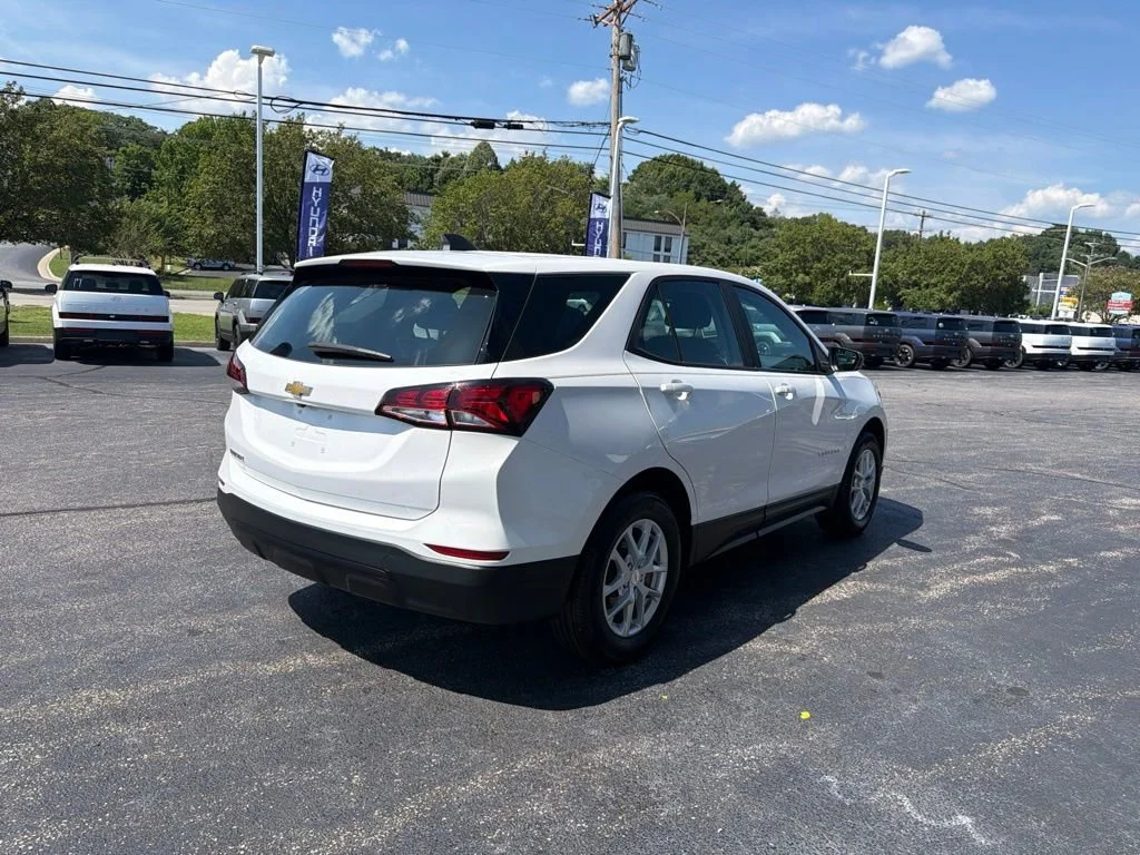 Used 2023 Summit White Chevrolet LS image 5