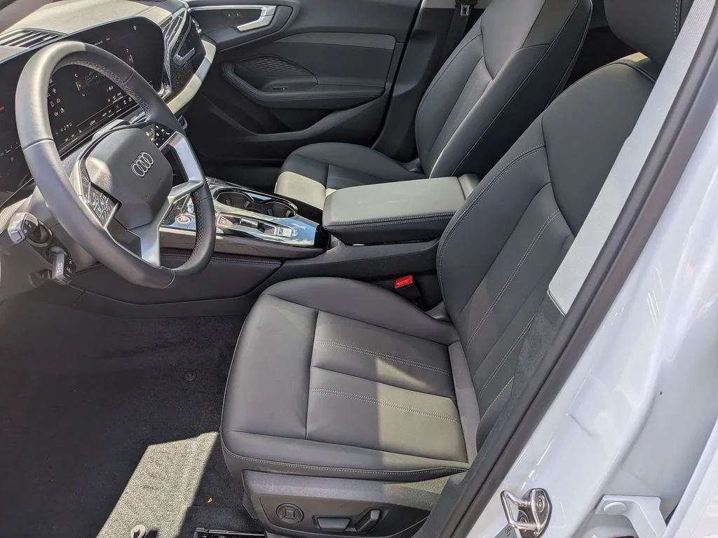 Used 2025 White Audi  image 11