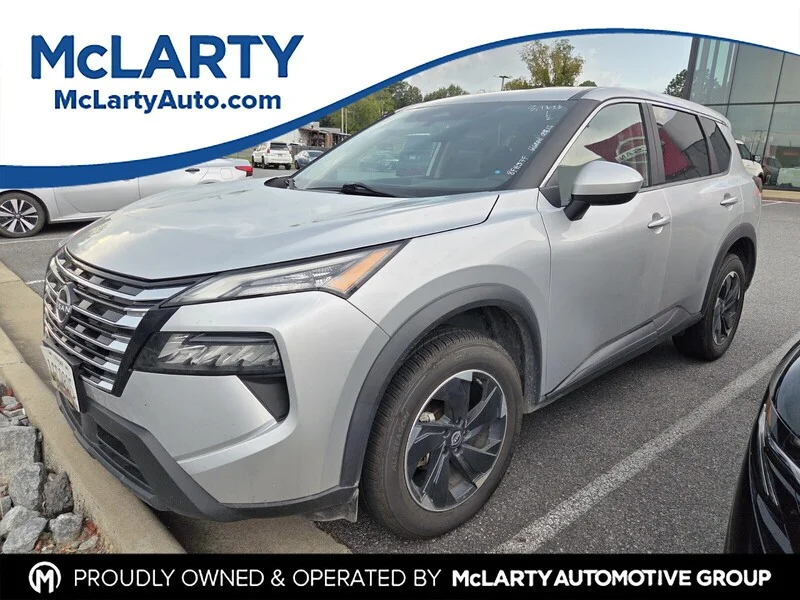 Used 2024 Brilliant Silver Metallic NISSAN SV image 1