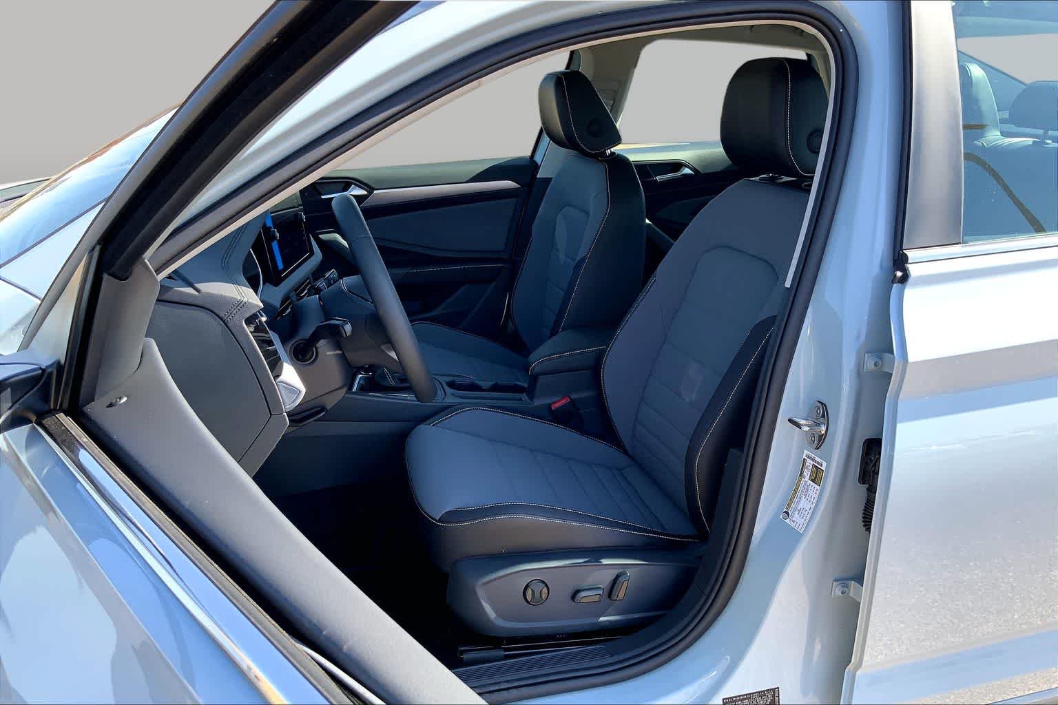 New 2026 Monument Gray Volkswagen SE image 9