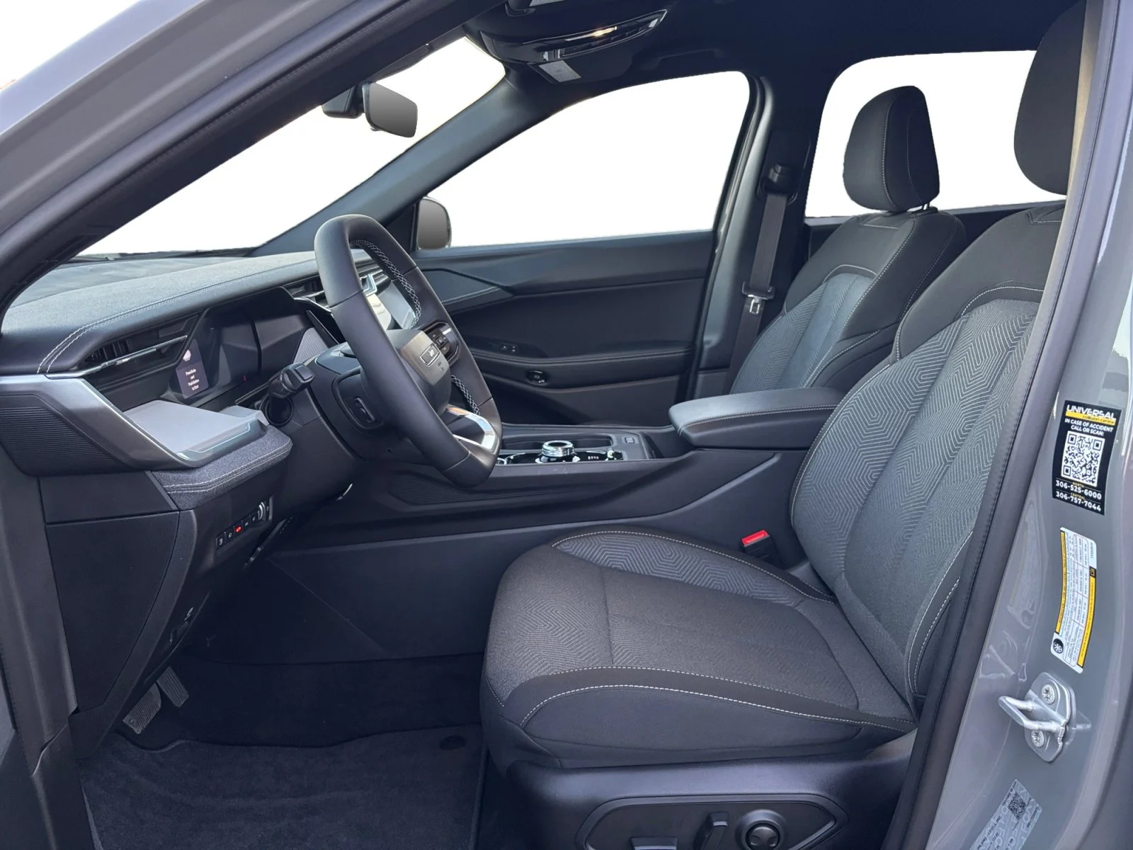 New 2026 STING GREY Jeep Laredo image 10