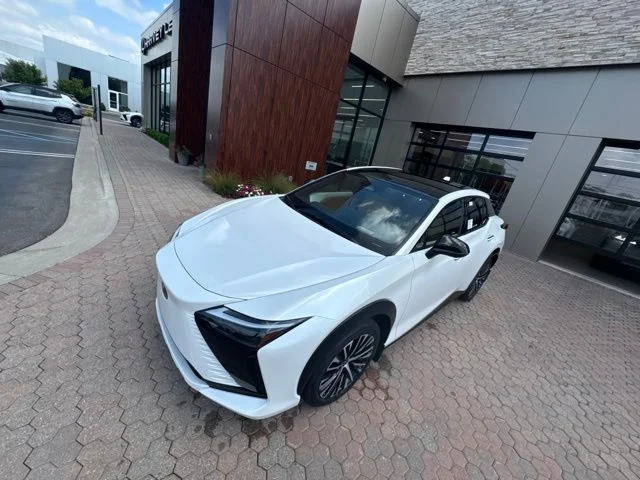 2026 Lexus RZ Premium - Photo 18