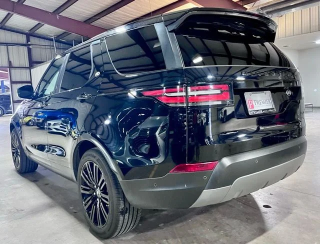 Used 2017 Black Land Rover First Edition image 6