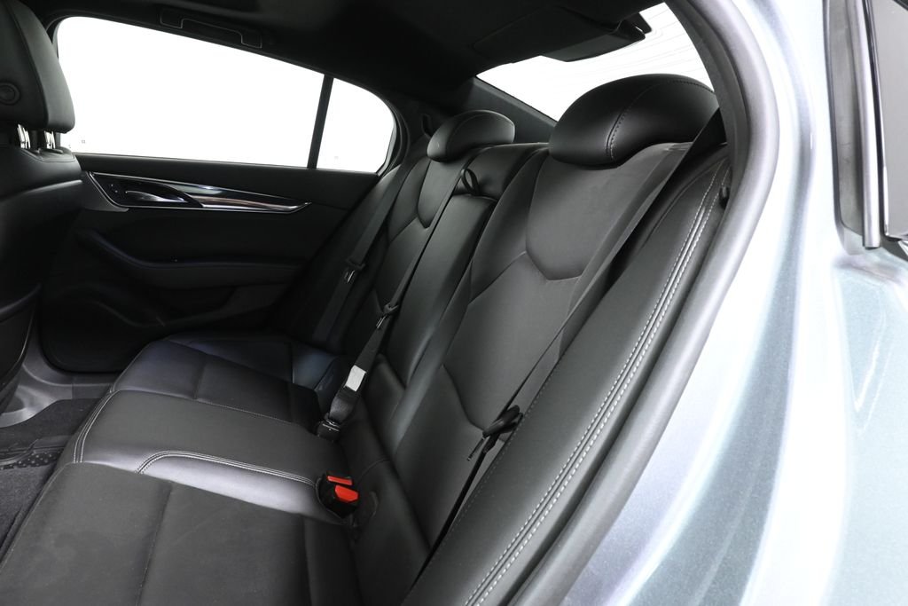 Used 2020 Gray Cadillac Luxury image 6