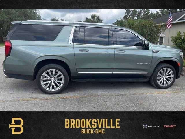 2024 GMC Yukon Denali AWD's photo