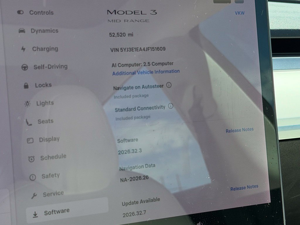 Used 2018 Black Tesla Mid Range image 22