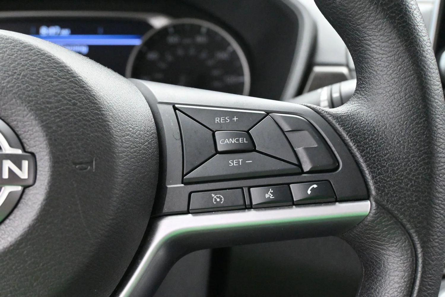 Used 2024 Gun Metallic Nissan 2.5 SV image 18