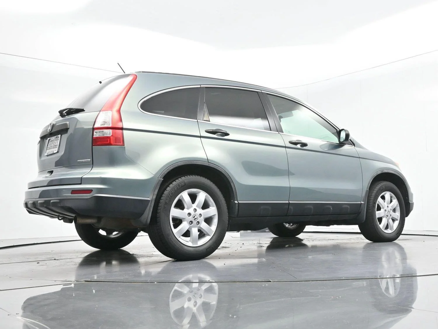 Used 2011 Opal Sage Metallic Honda SE image 45