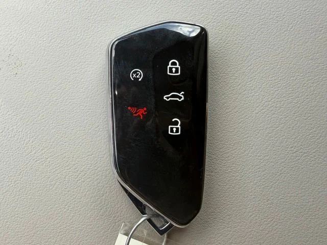 New 2026 Gray Volkswagen 2.0T SE w/Technology image 16