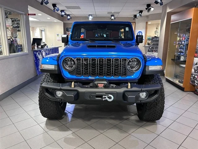 New 2024 Hydro Blue Pearl-Coat Exterior Paint Jeep Rubicon 392 image 2