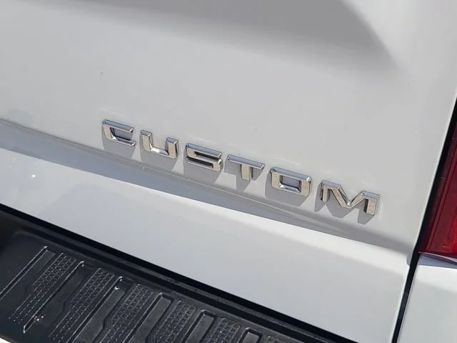 Used 2024 Summit White Chevrolet Custom image 31