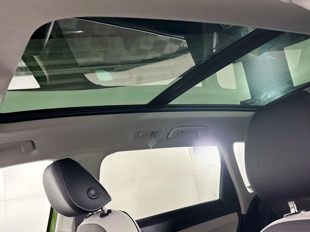 New 2026 Bright Moss Green Metallic Volkswagen 1.5T SE image 18